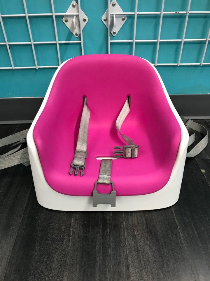 OXO Tot Nest Booster Seat With Removable Cushion