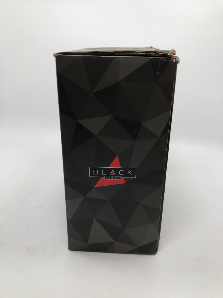 NIB BLACK PORTABLE AIR COMPRESSOR.