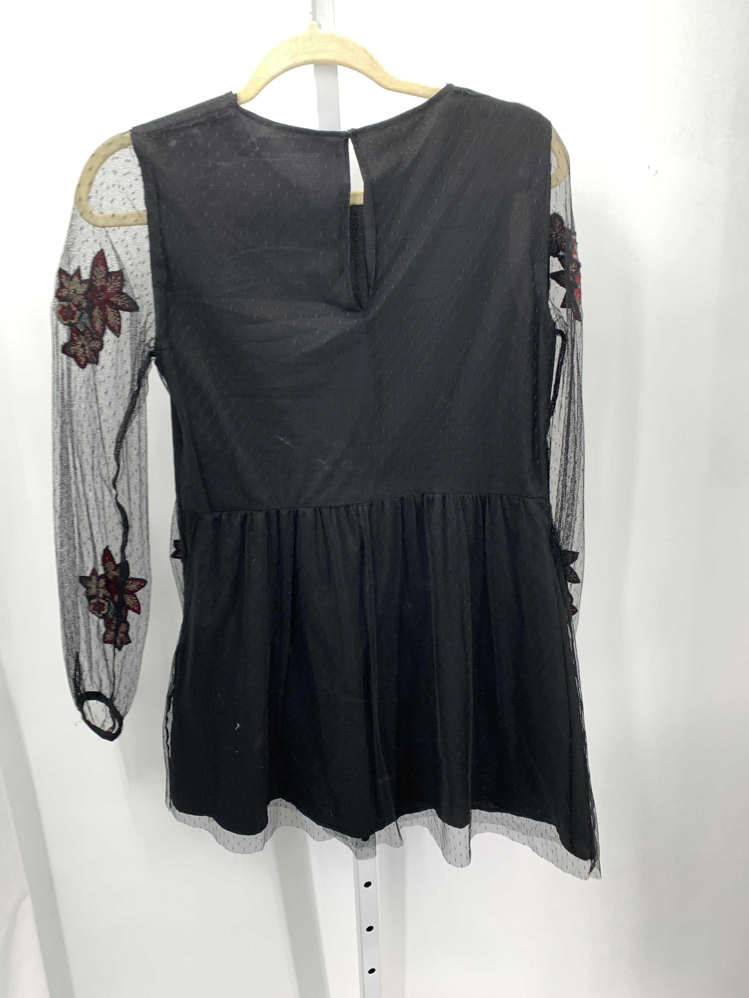 Size Medium Misses Long Sleeve Dress
