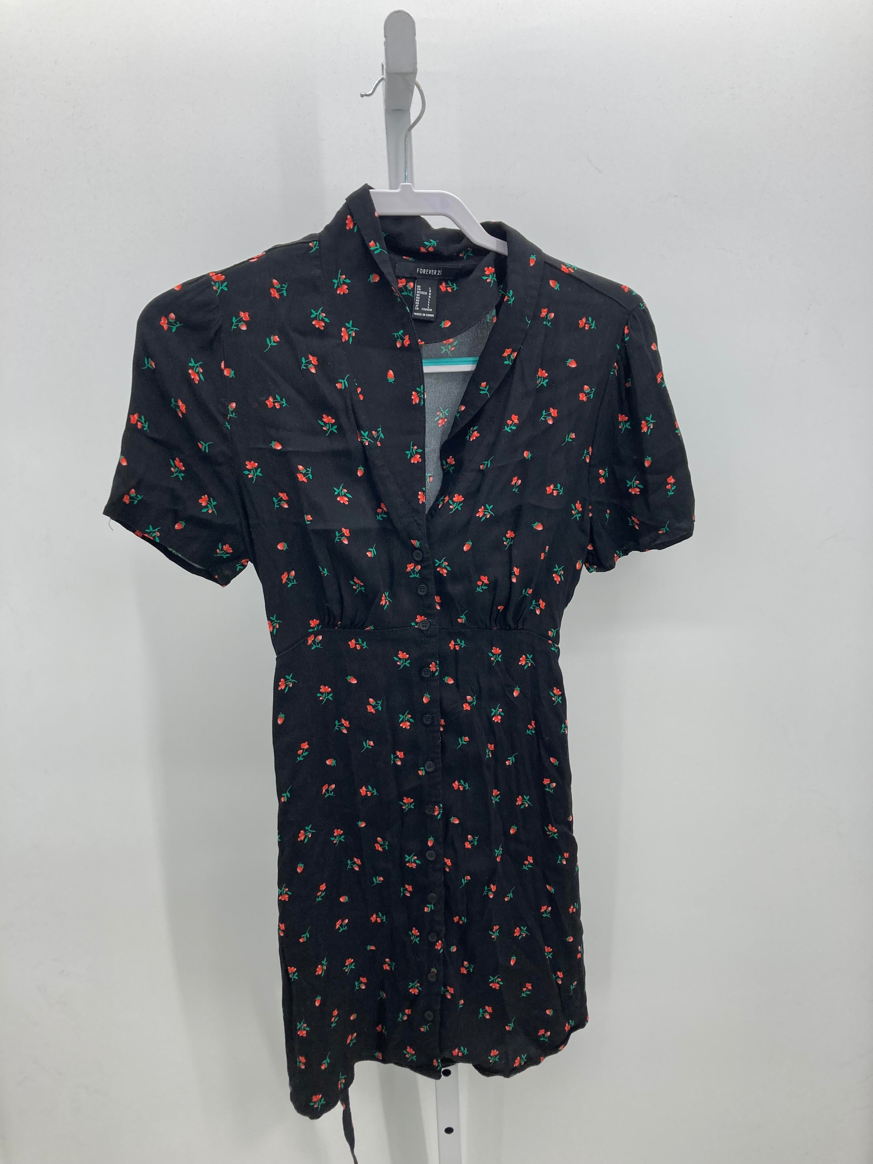 Forever 21 Size Large Juniors Short Sleeve Dress
