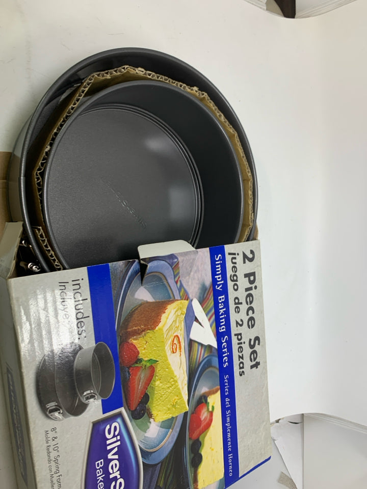 NIB 2 PC SPRING FORM PANS.