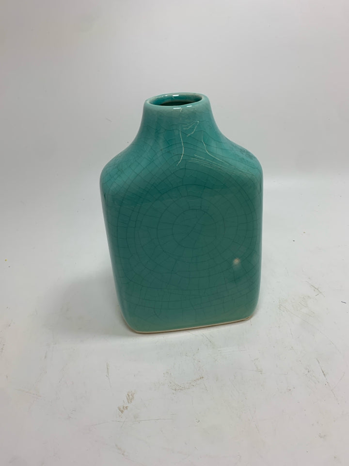 "VINTAGE 1" BLUE CRACKLE VASE.