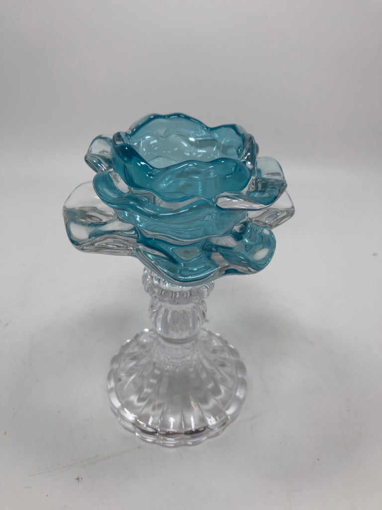 BLUE GLASS FLOWER CANDLE HOLDER.