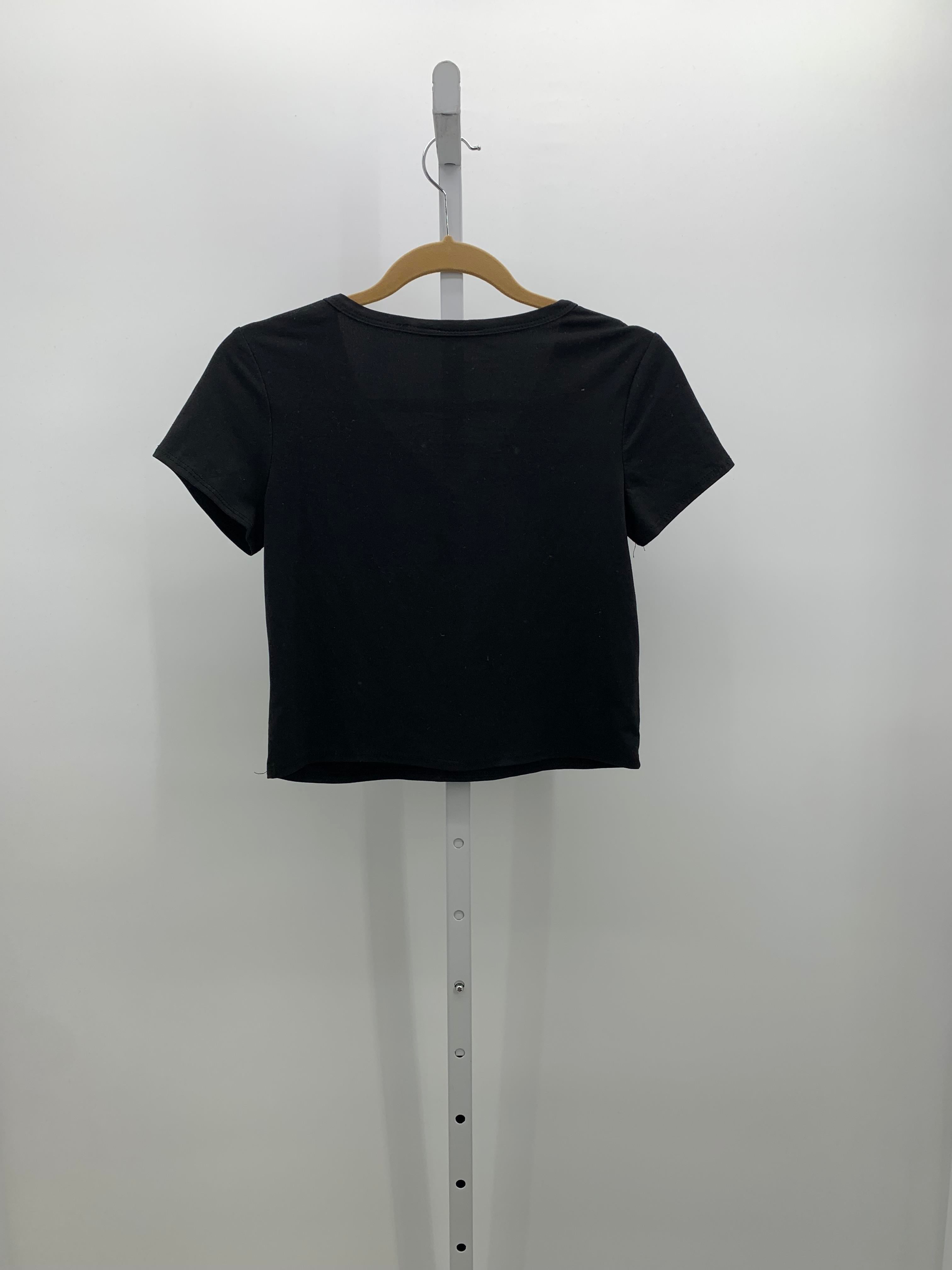 Olivia Rae Size Medium Juniors Short Sleeve Shirt