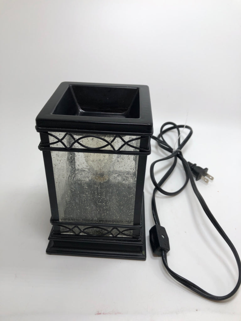LANTERN STYLE WAX WARMER.