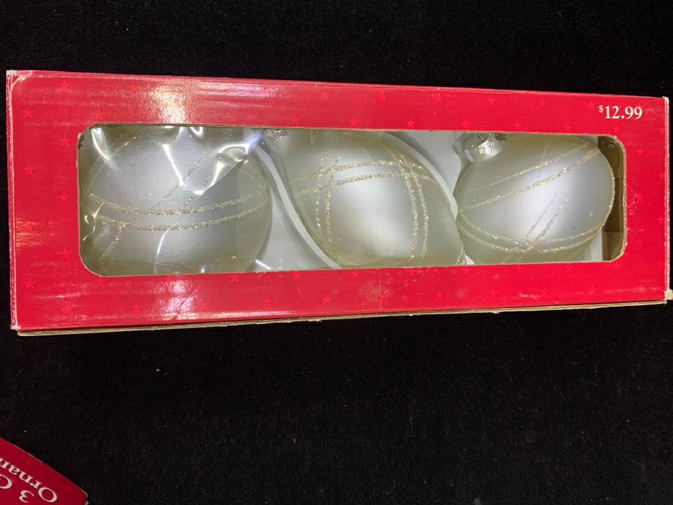 NIB 3 WHITE W/ GLITTER ORNAMENTS.