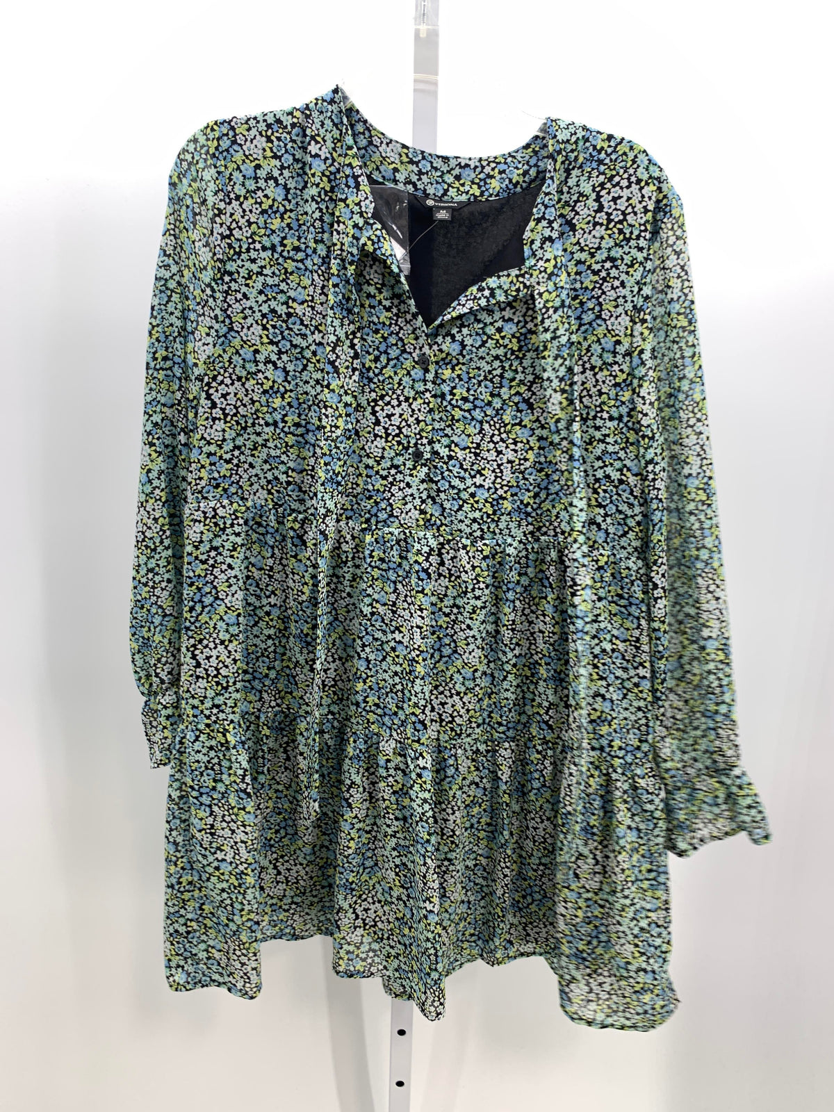 Size Medium Misses Long Sleeve Dress