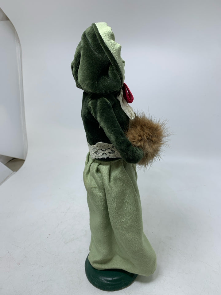 BYER'S CHOICE CAROLER W/ DARK GREEN COAT/HOOD FUR MUFF 1985.