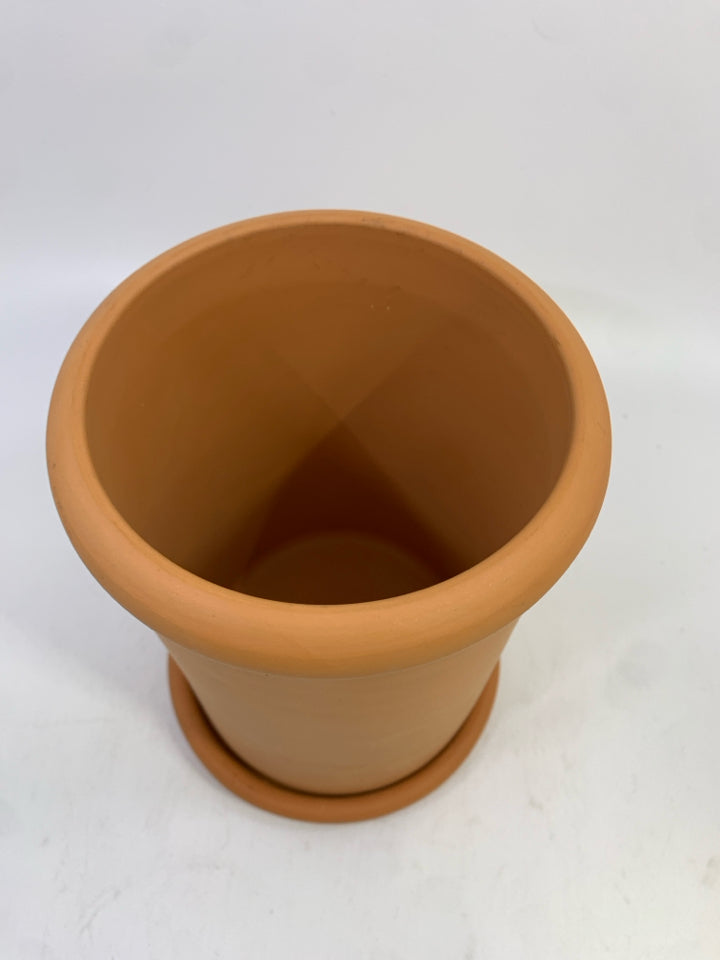 TERRA COTTA WINE CHILLER W/TRAY.