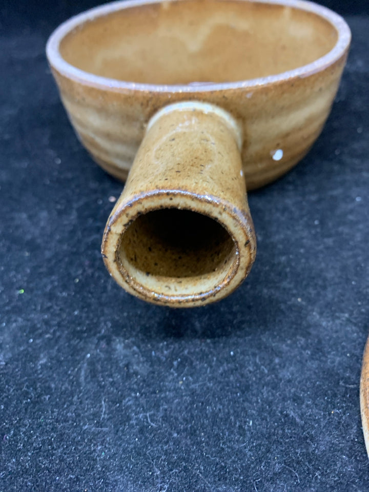 NIB STONE WAVE- BAKER/ COVERED BOWL