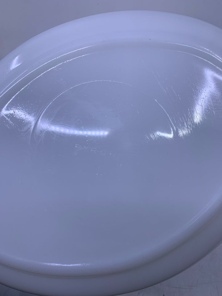 VTG WHITE GLASS OVAL BAKING DISH W/ BROWN FLOWERS.