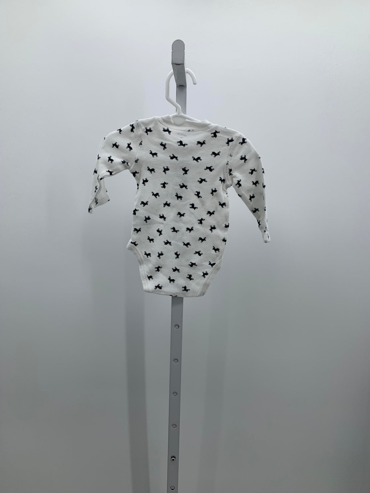 BLACK DEER