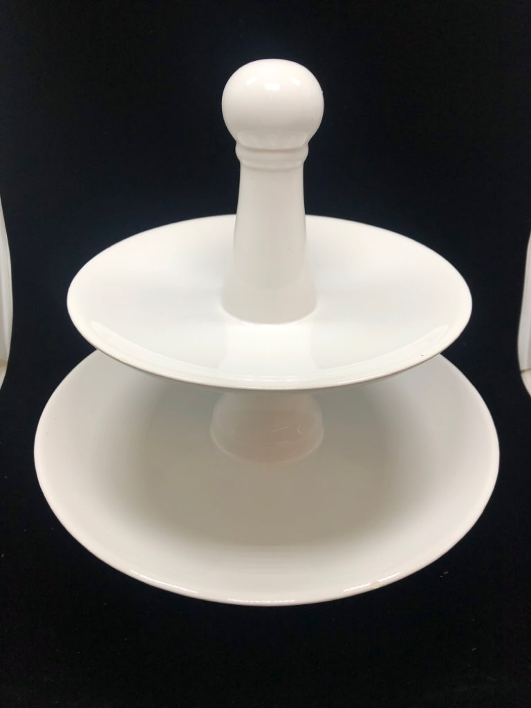 2-TIER CERAMIC DISPLAY WHITE.