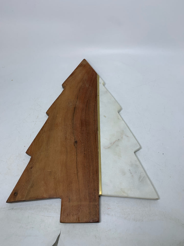 MARBLE/WOOD CHRISTMAS TREE SHAPED CUTTING BOARD.