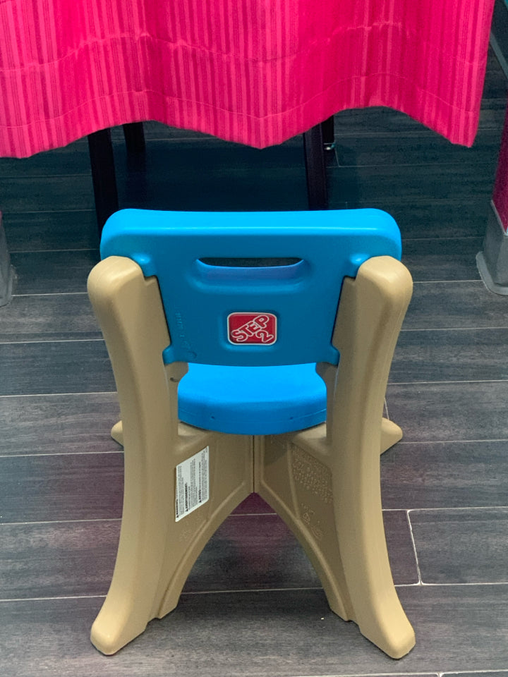 Step 2 Beige and Blue Kids Chair
