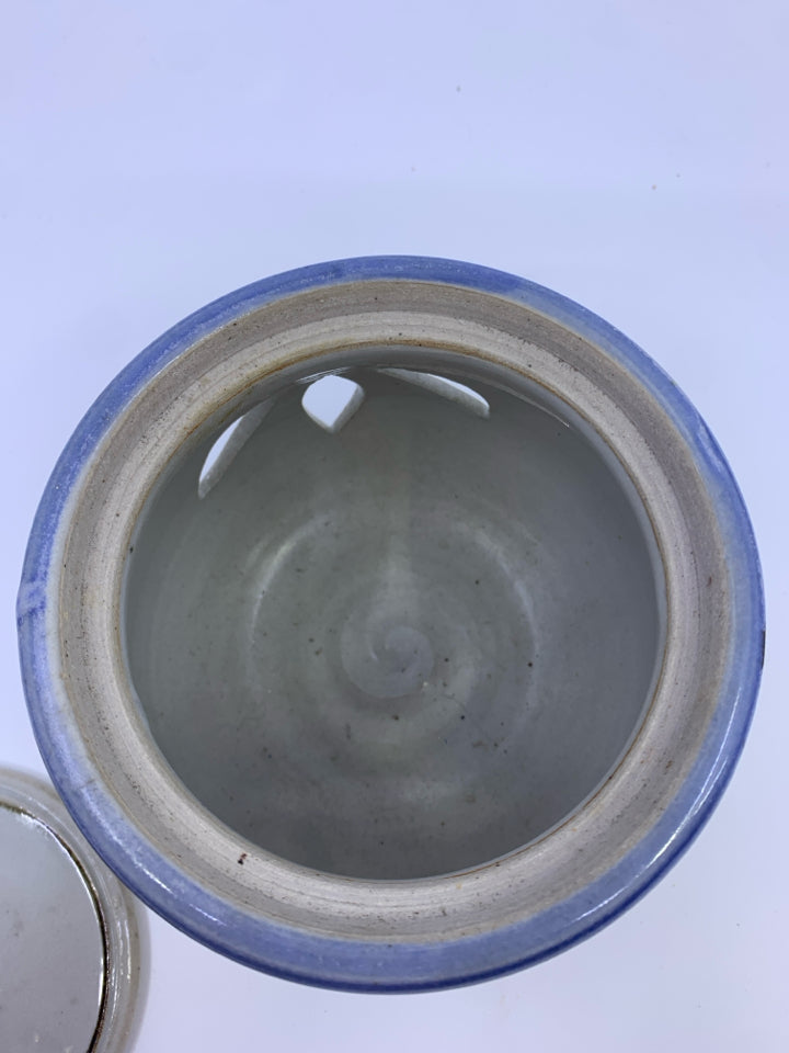 PAINTED LAVENDER PIERCED GARLIC CANISTER GREY/BLUE SALADO POTTERY.