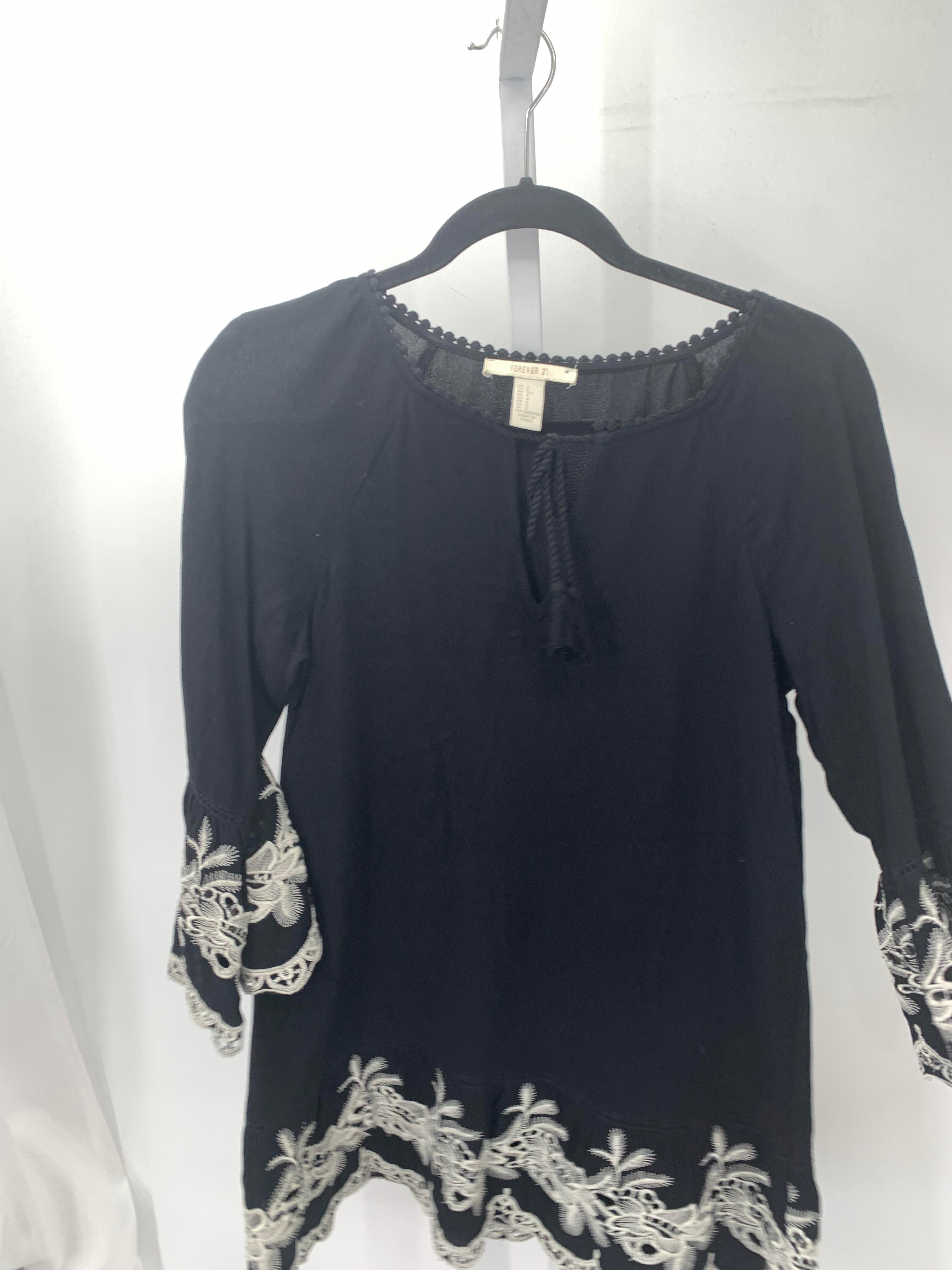 Forever 21 Size Small Juniors Long Sleeve Dress