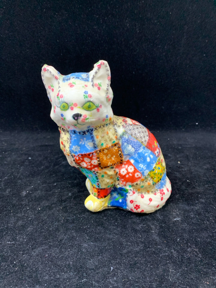 RESIN PATCHWORK PATTERN KITTY.