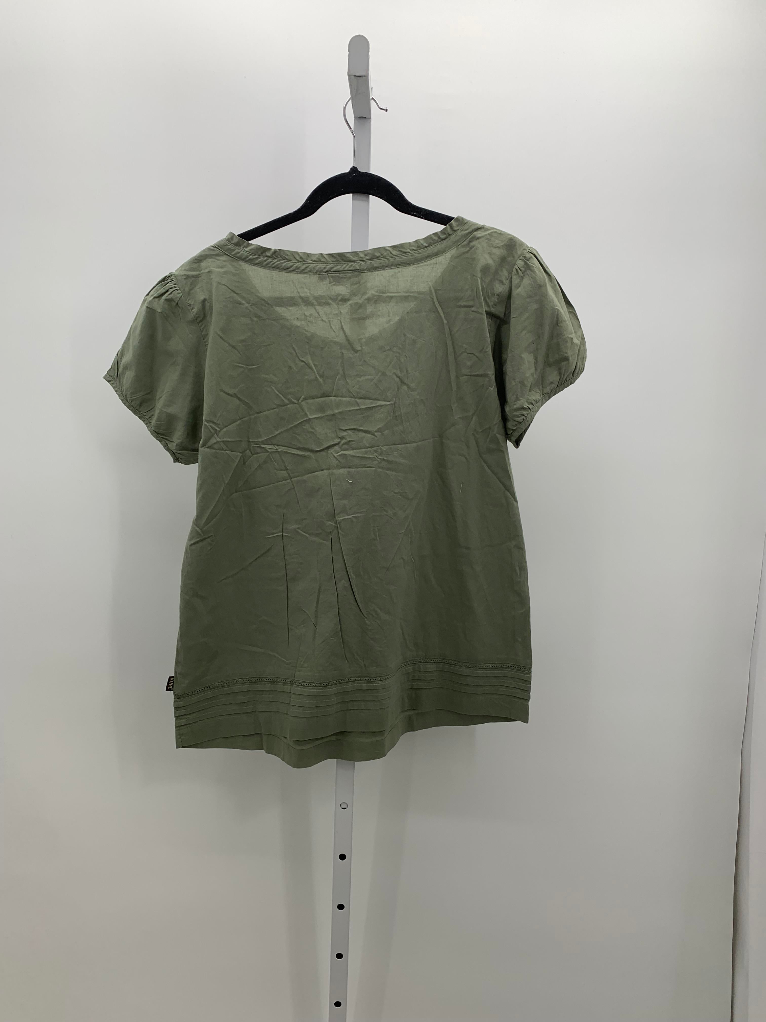 Size Extra Large Misses Short Sleeve Shirt