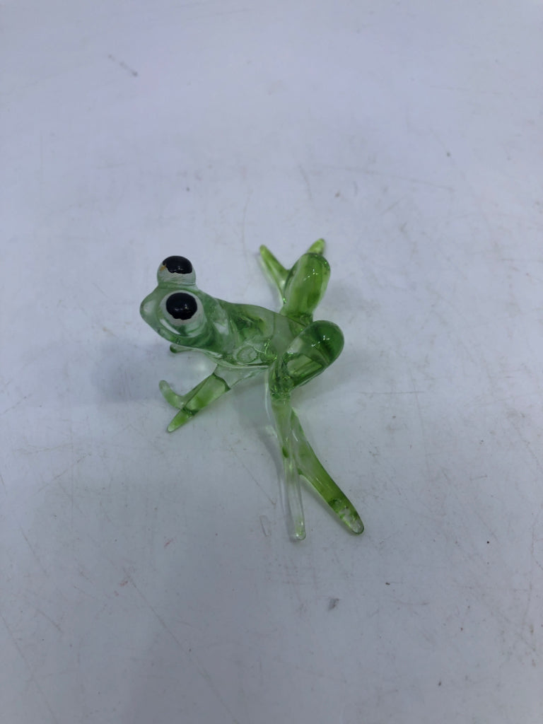 GREEN GLASS FROG.