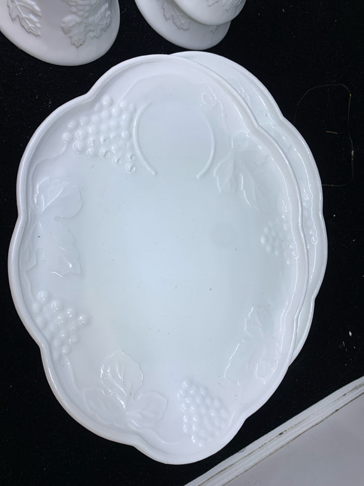 8pc VTG MILK GLASS CUP + PLATE SNACK SET.