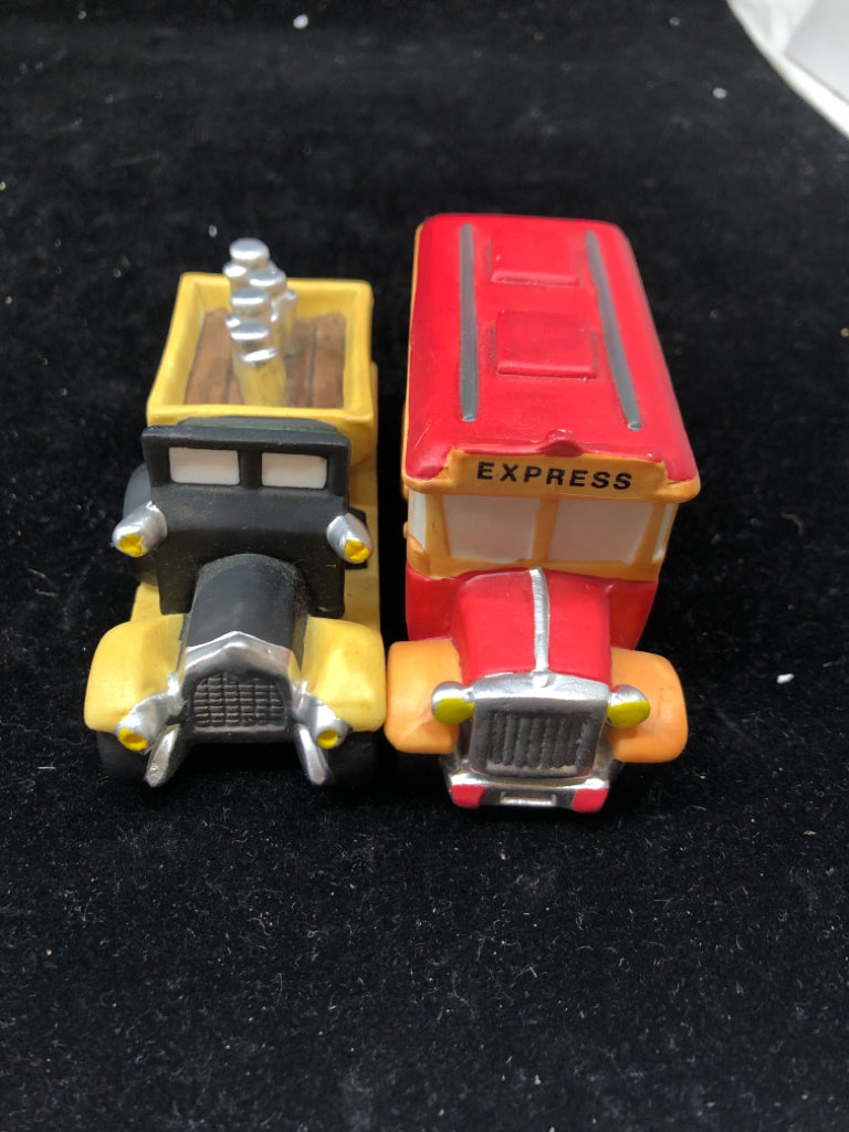 2 TRANSPORT CITY BUS/CITY DAIRY TRUCK HERITAGE VILLAGE ACCESSORIES.