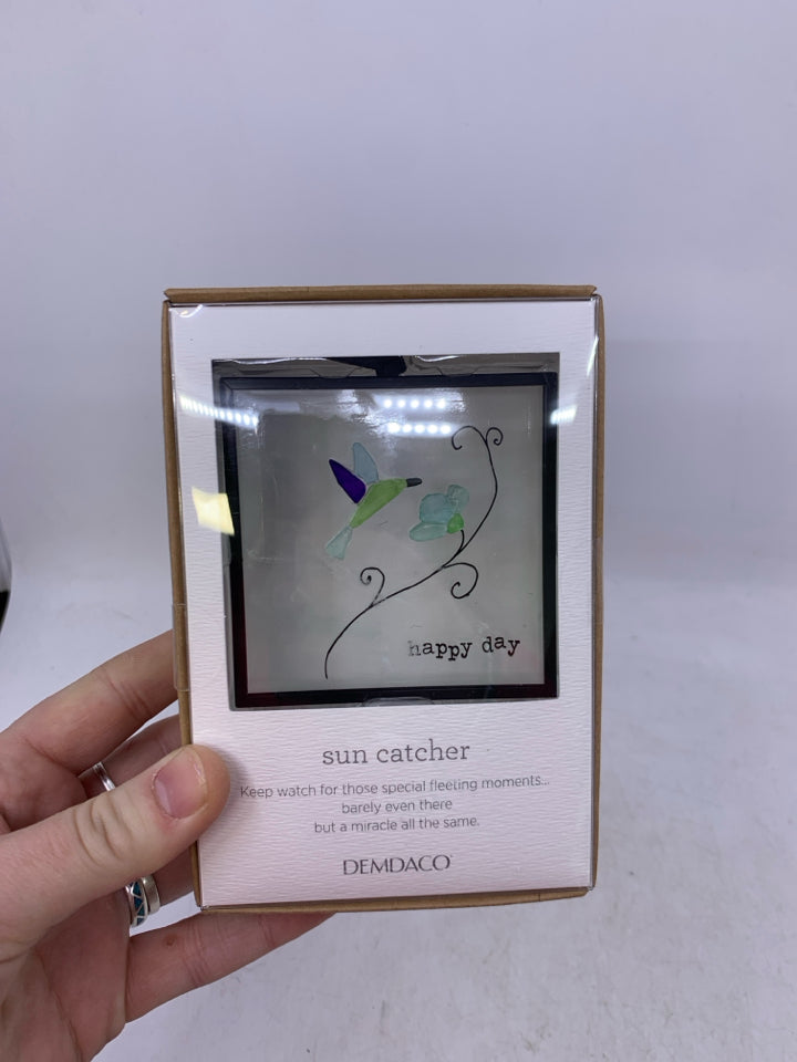 NIB SMALL HUMMING BIRD SEAGLASS WORDS HAPPY DAY.