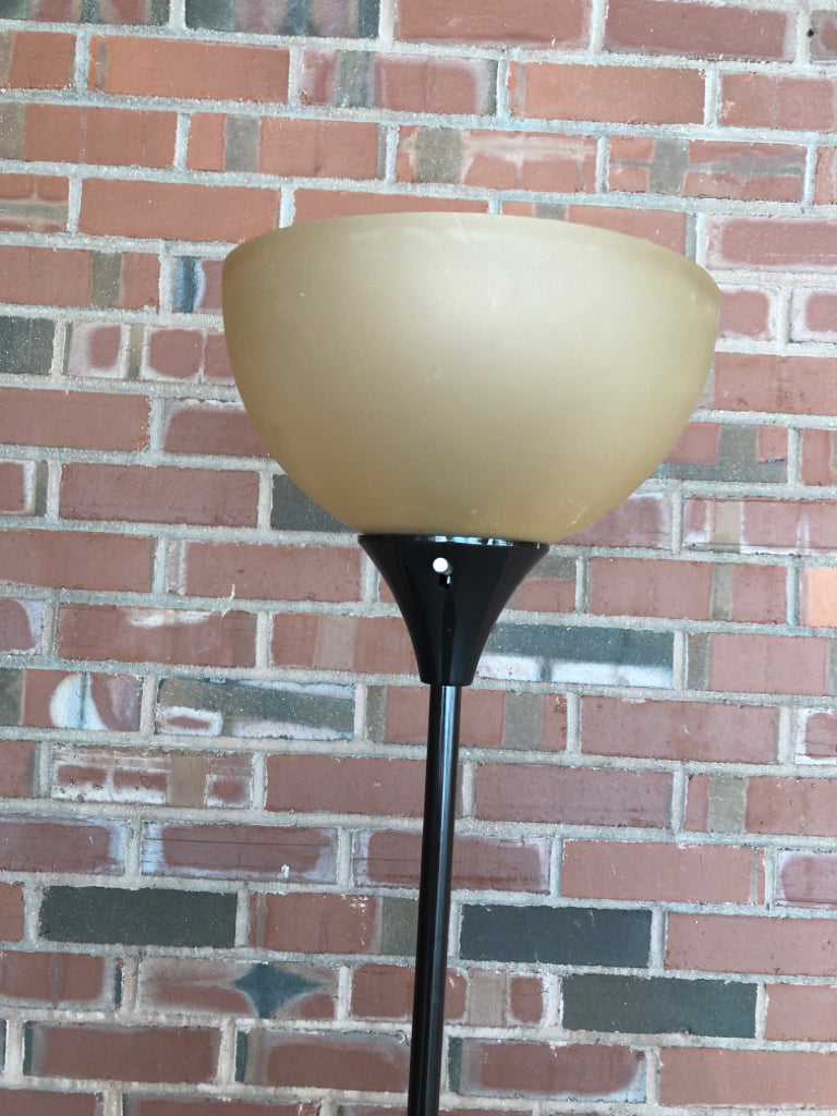 BROWN BASE FLOOR LAMP W/ EMBER SHADE.