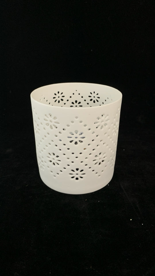 WHITE MATTE CANDLE HOLDER + SAND THEMED CANDLE.