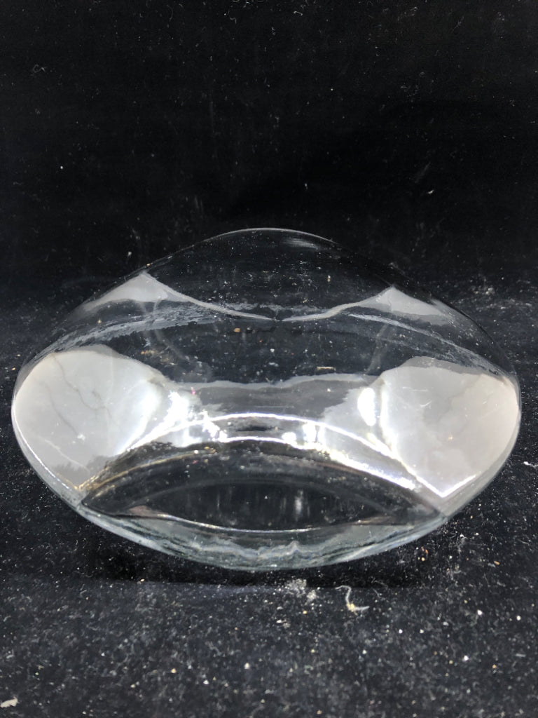 ROUND WIDE MOUTH VASE.