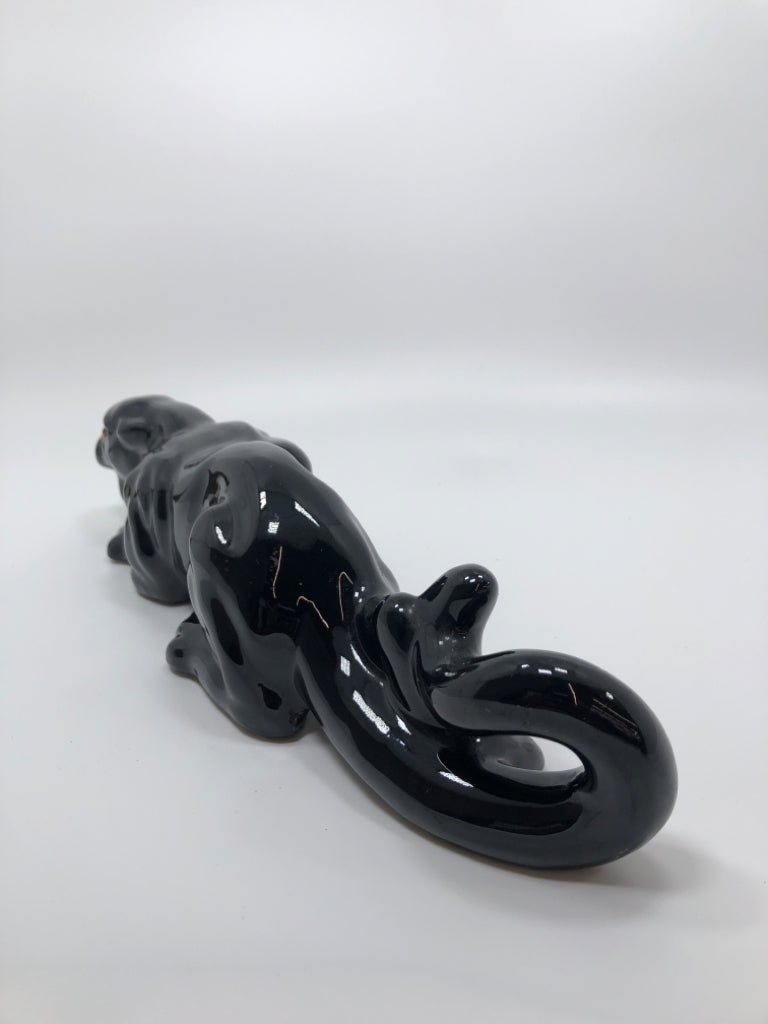 CERAMIC PANTHER W/GOLD EYES.