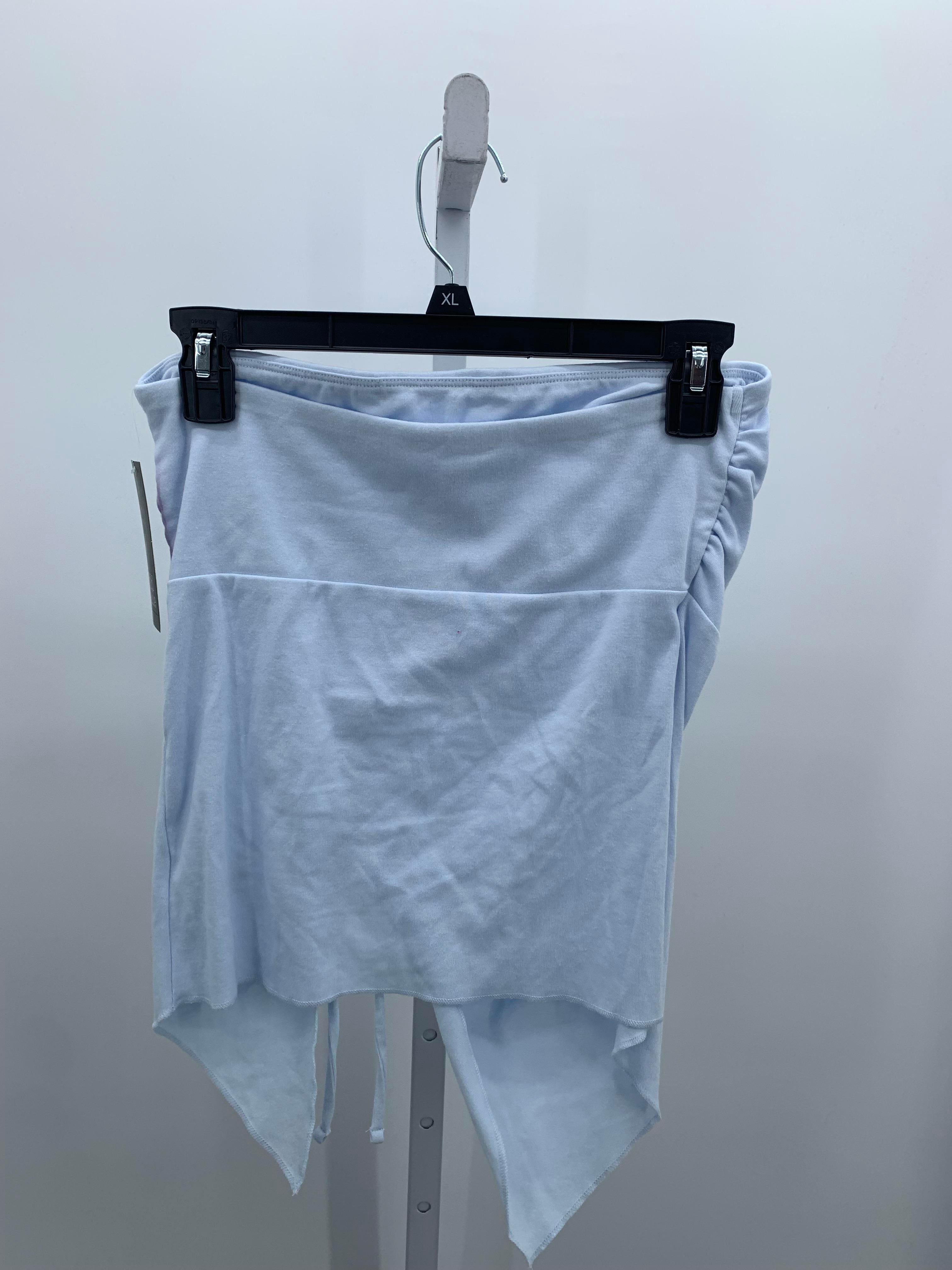 Wild Fable Size Large Juniors Tank