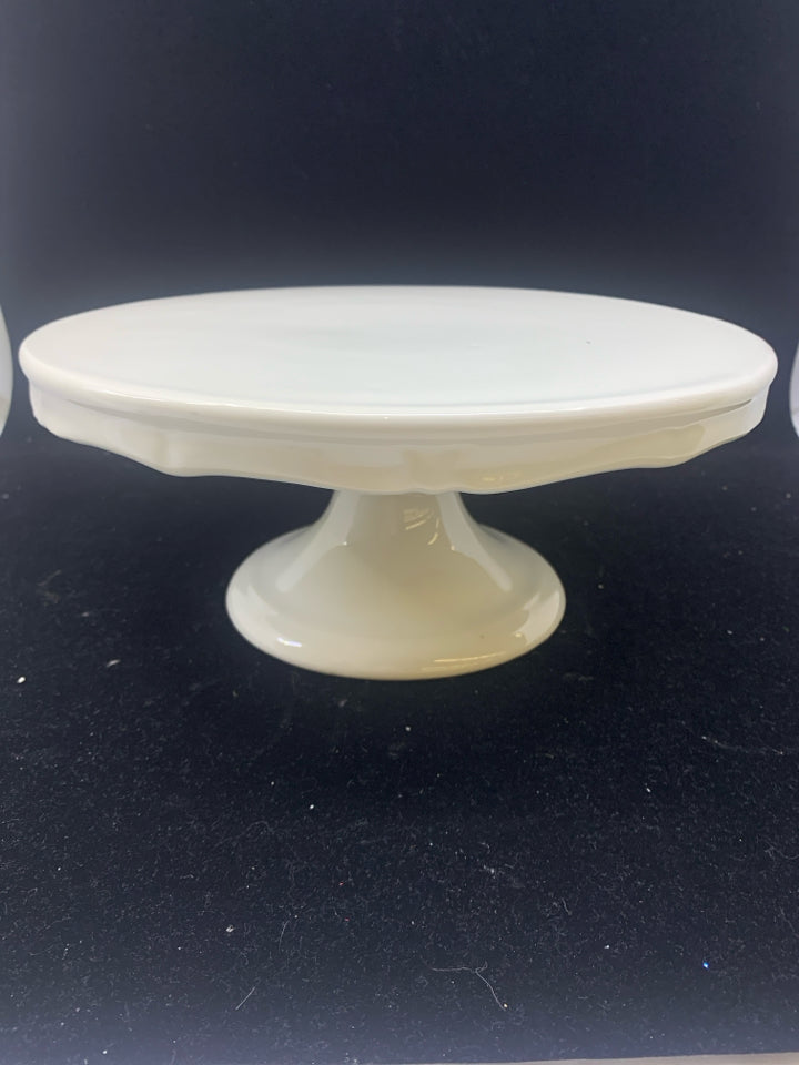 CREAM FOOTED CAKE STAND.