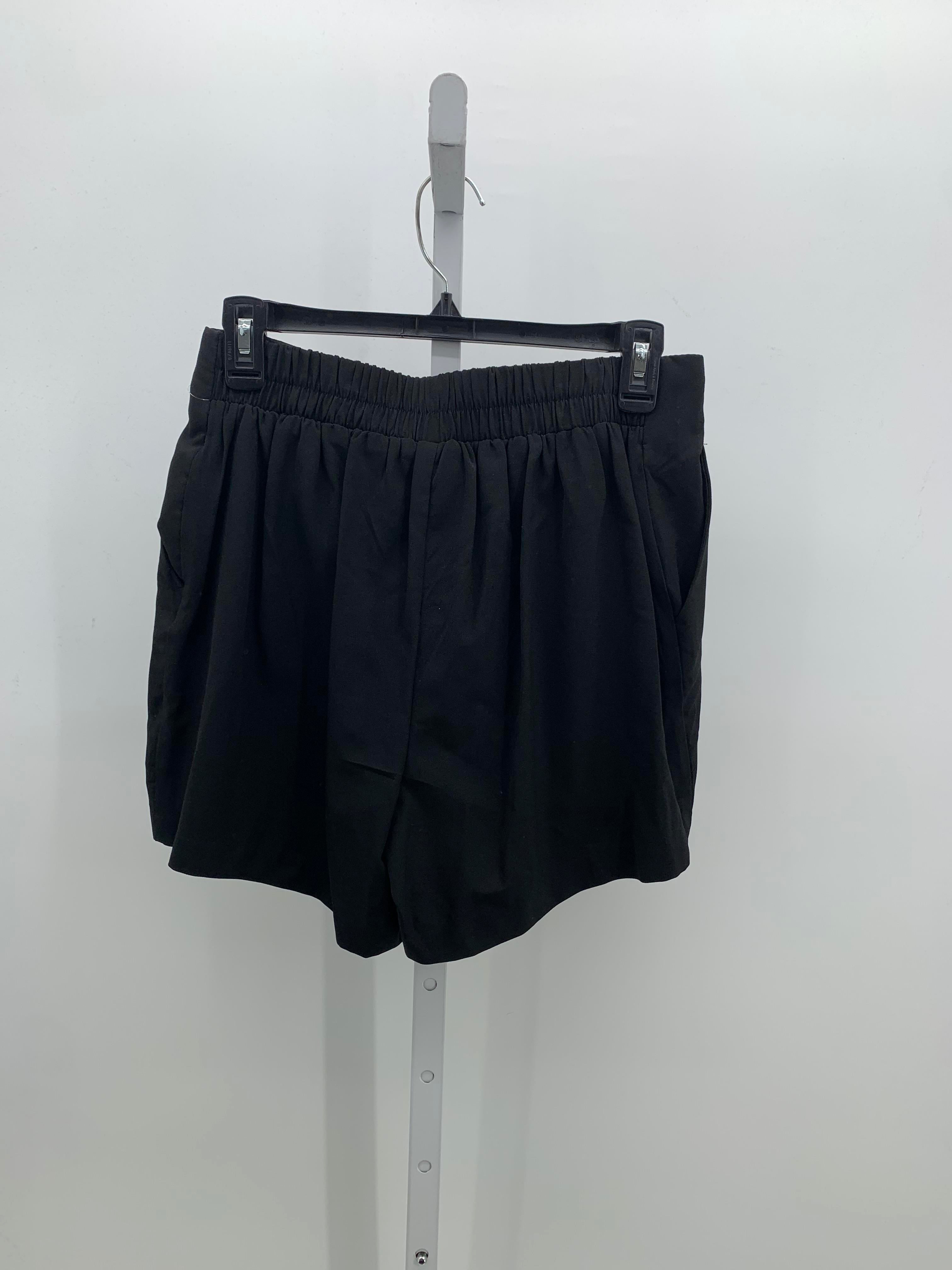 Simply Styled Size Medium Misses Shorts