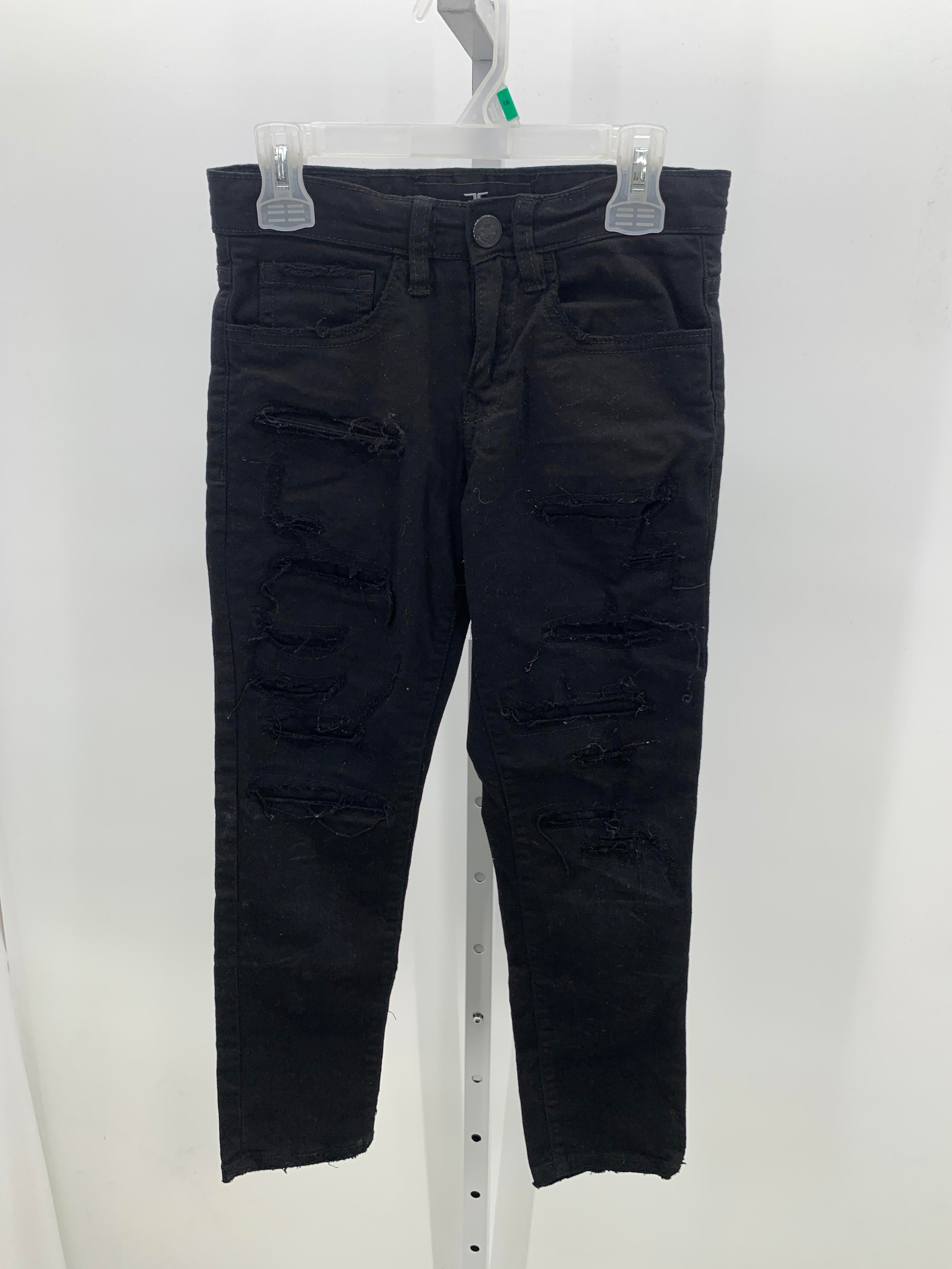 DISTRESSED JEANS