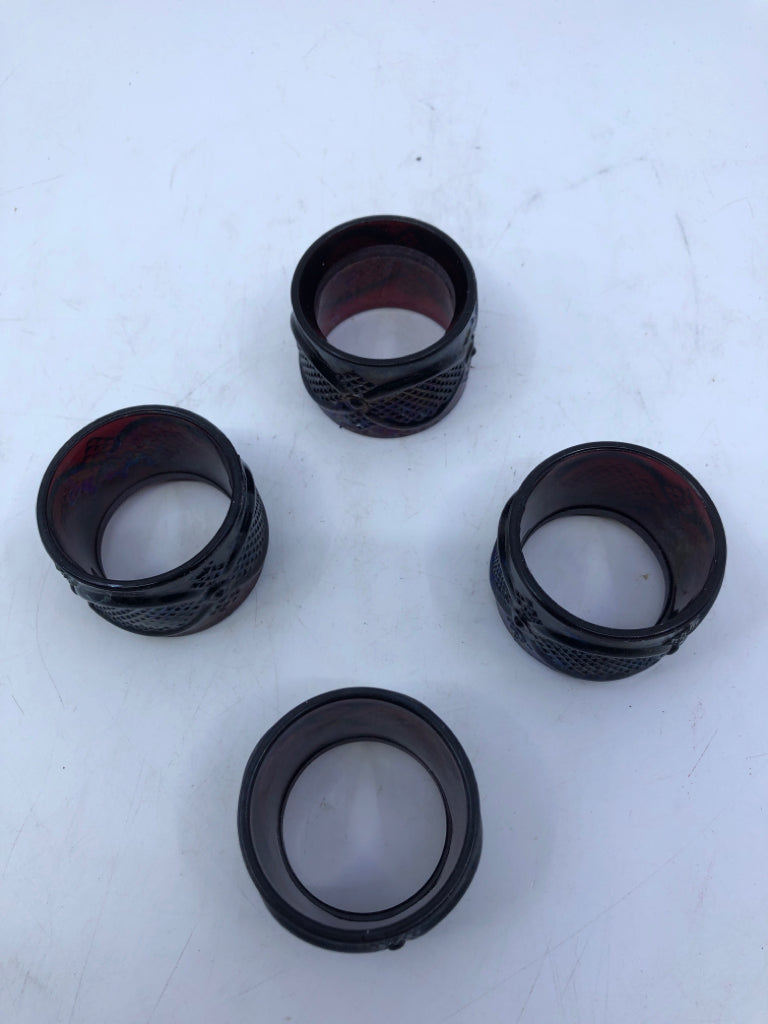 4 VTG AVON CRANBERRY GLASS NAPKIN RINGS.