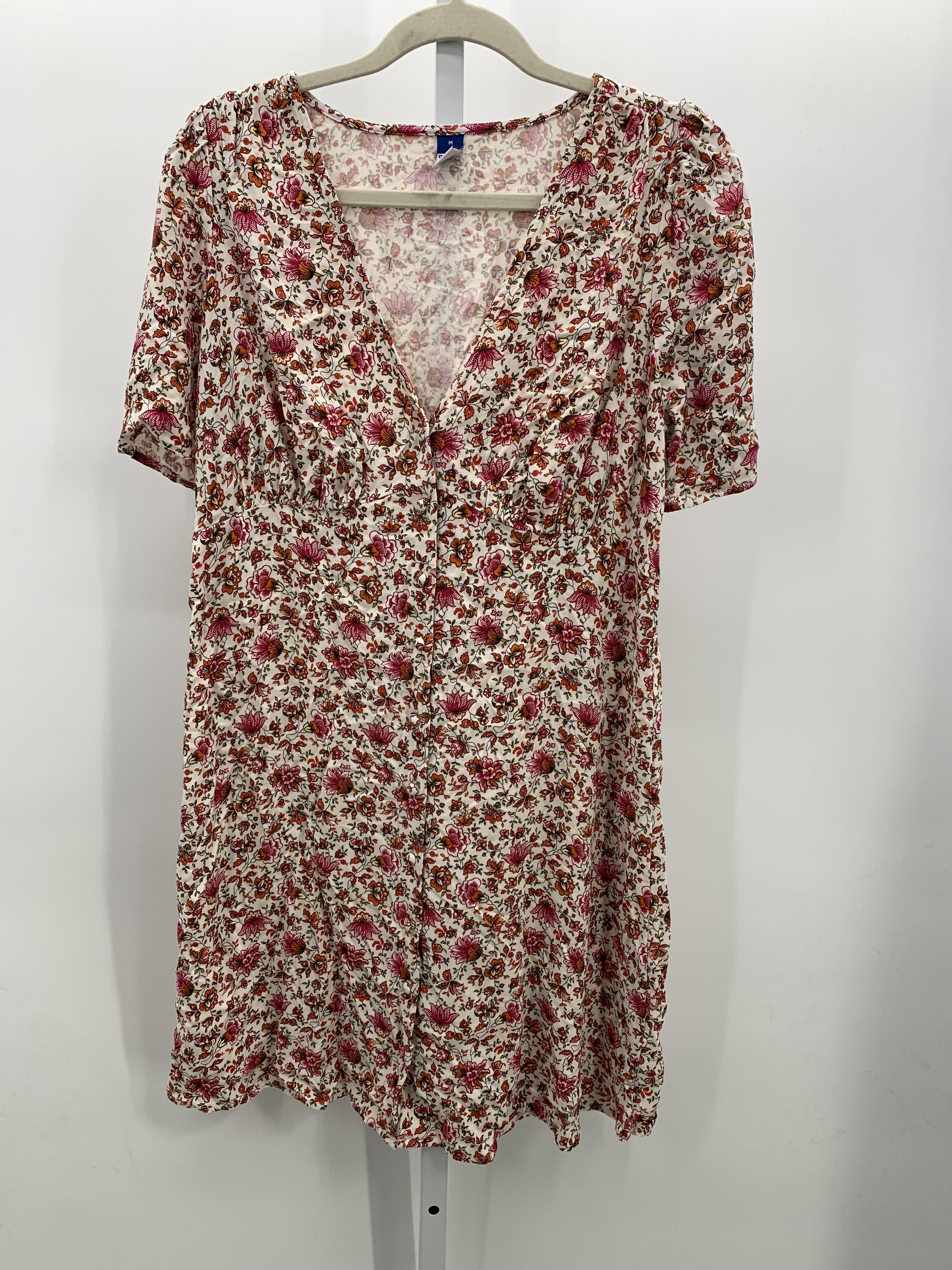 Old Navy Size Medium Misses Short Sleeve Dress