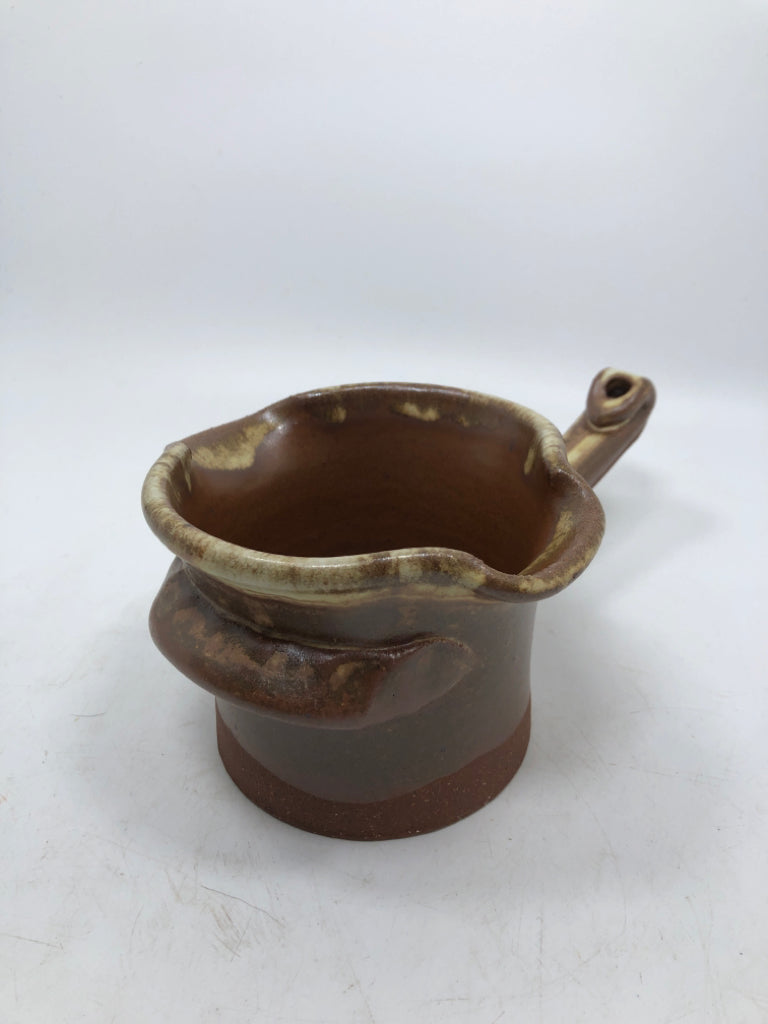 BROWN GLAZED POTTERY BUTTER WARMER.
