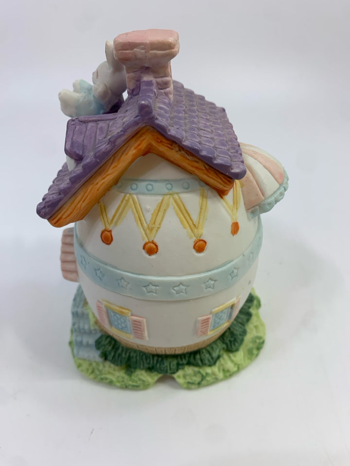 VARIETY STORE EGG FIGURINE.