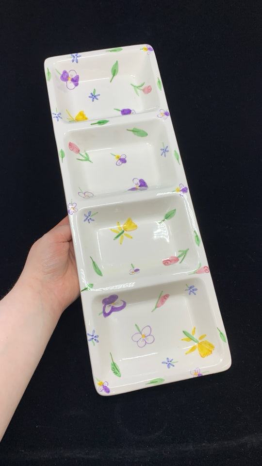 4 SPOT CERAMIC TRAY W/FLOWERS AND BUTTERFLIES.