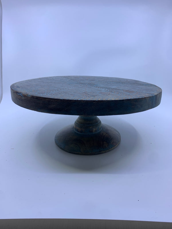 WOOD AND TEAL DISTRESSED CAKE STAND.