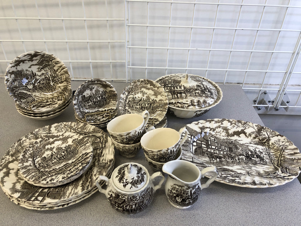 26 PC VTG BROWN VILLAGE PATTERN DINNER SET- CREAMER AND SUGAR, ROUND SERVER W LI