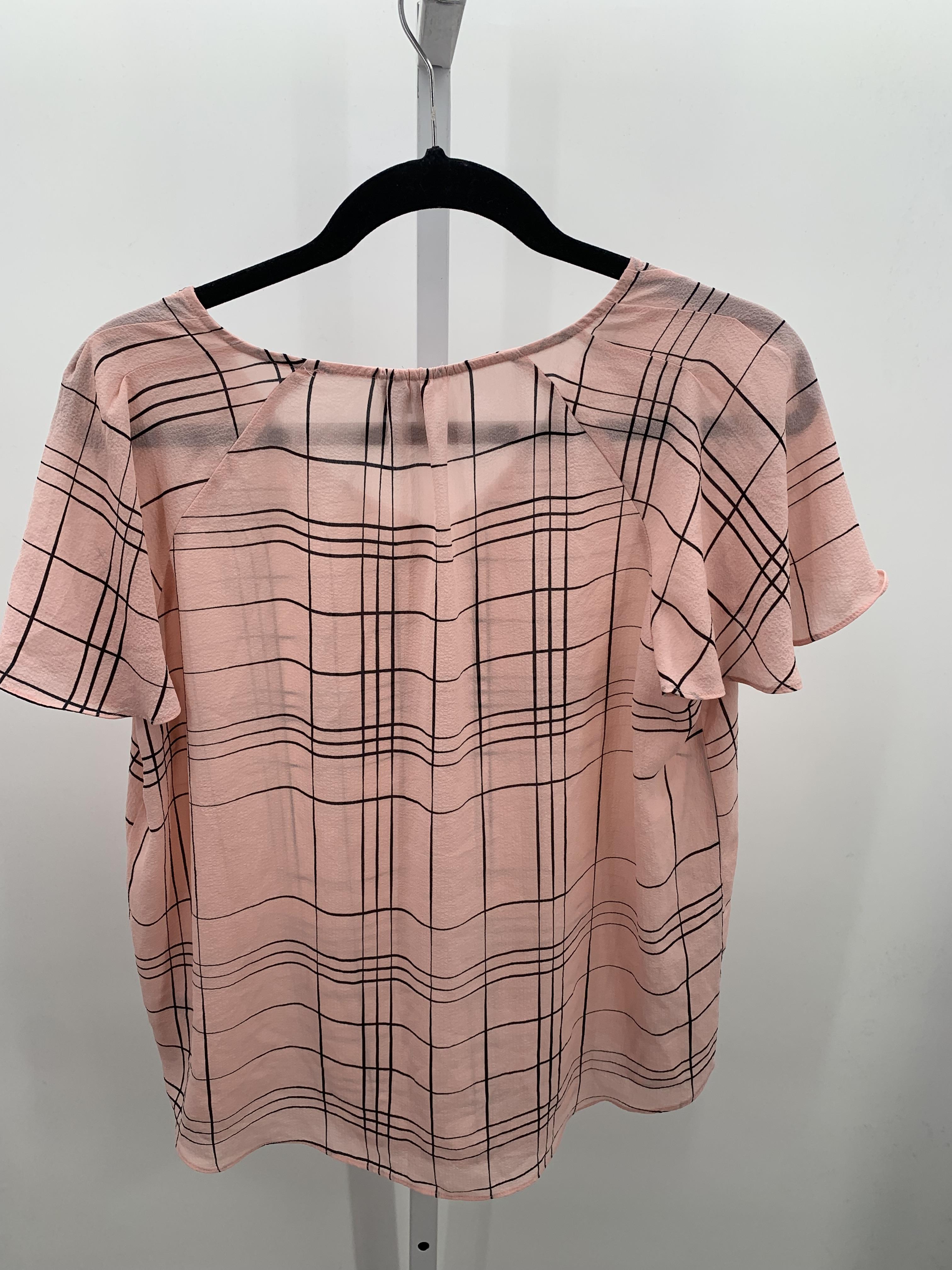 Elle Size Medium Misses Short Sleeve Shirt
