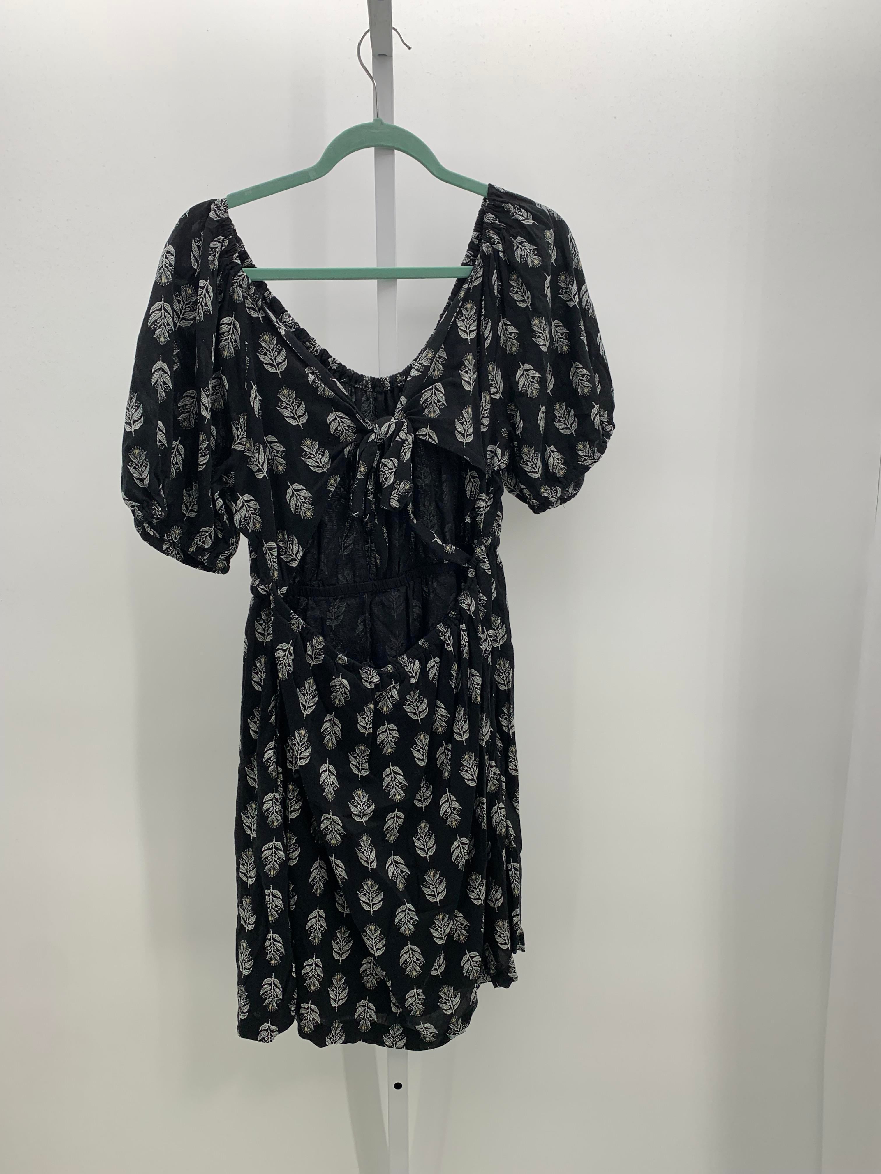 Old Navy Size Large Misses Short Sleeve Dress