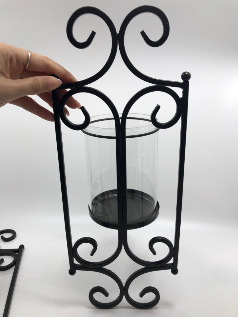 2 METAL SCROLL WALL SCONCE CANDLE HOLDER.
