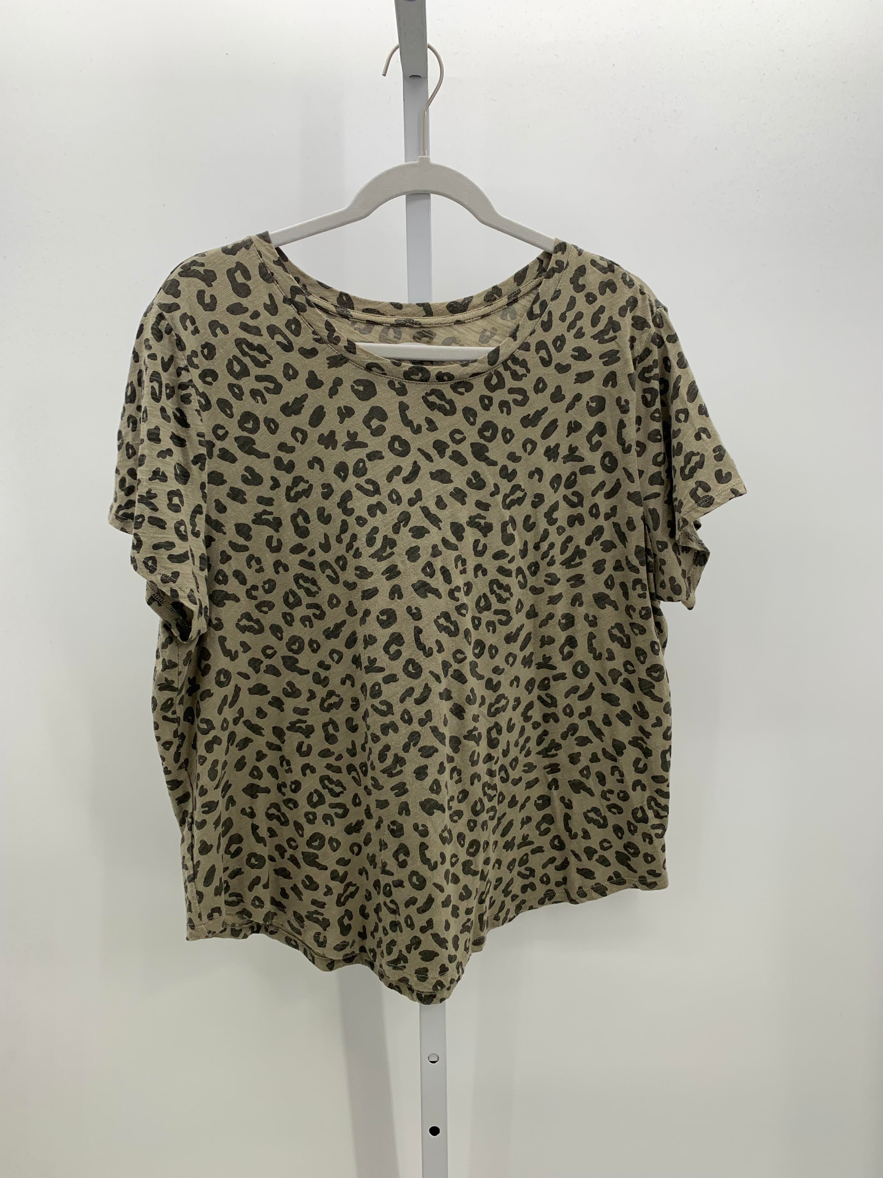 Old Navy Size Extra Large Misses Short Sleeve Shirt