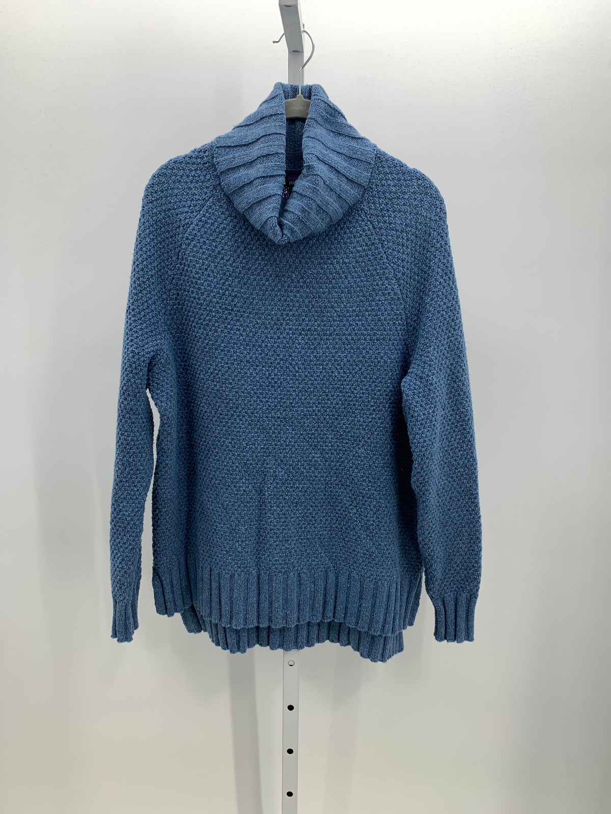 Patagonia Size Medium Misses Long Slv Sweater
