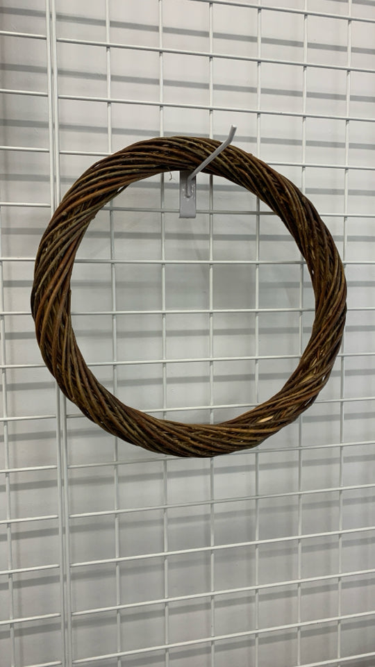 WICKER WREATH.