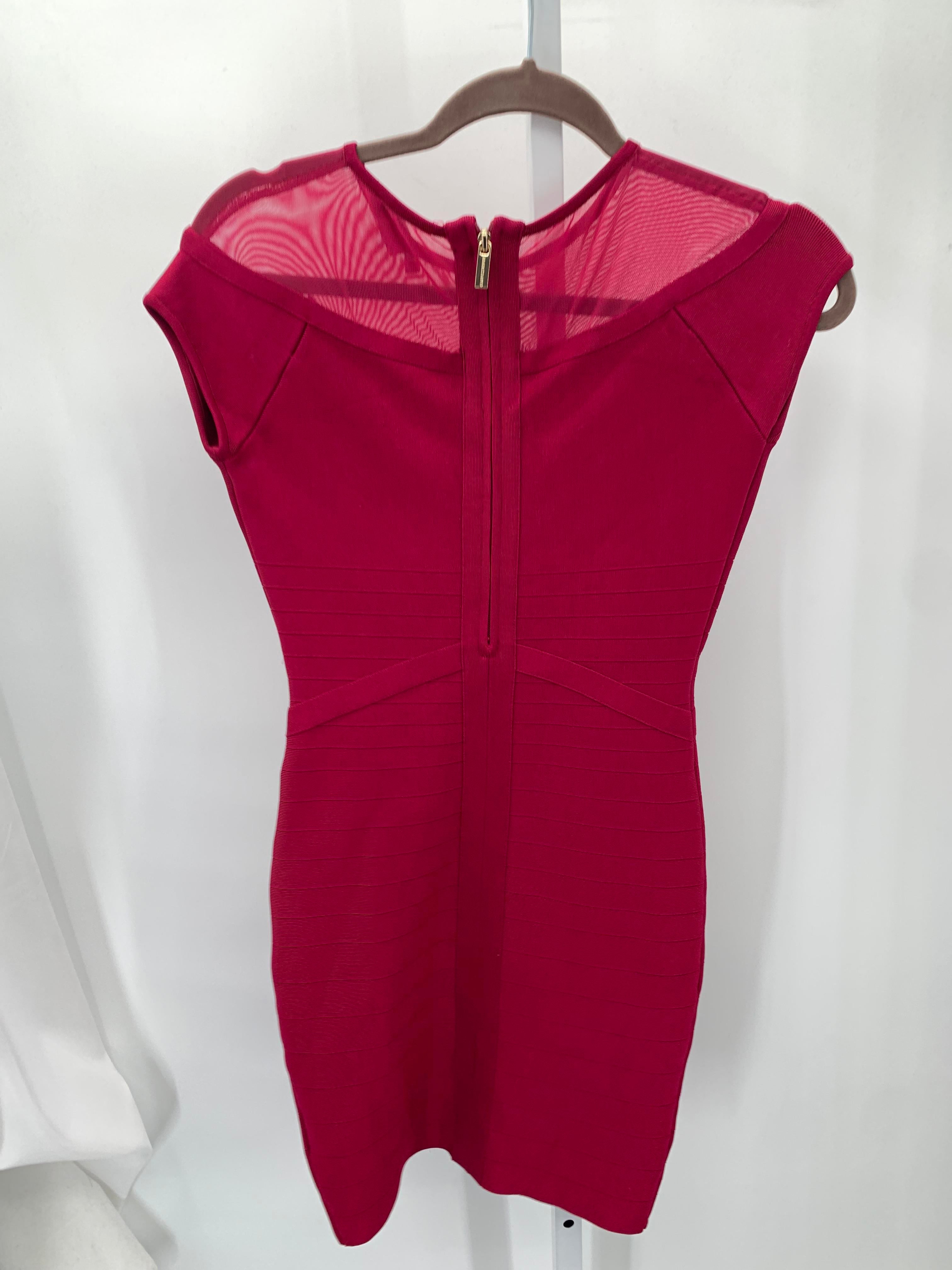 Size Medium Misses Short Sleeve Dress