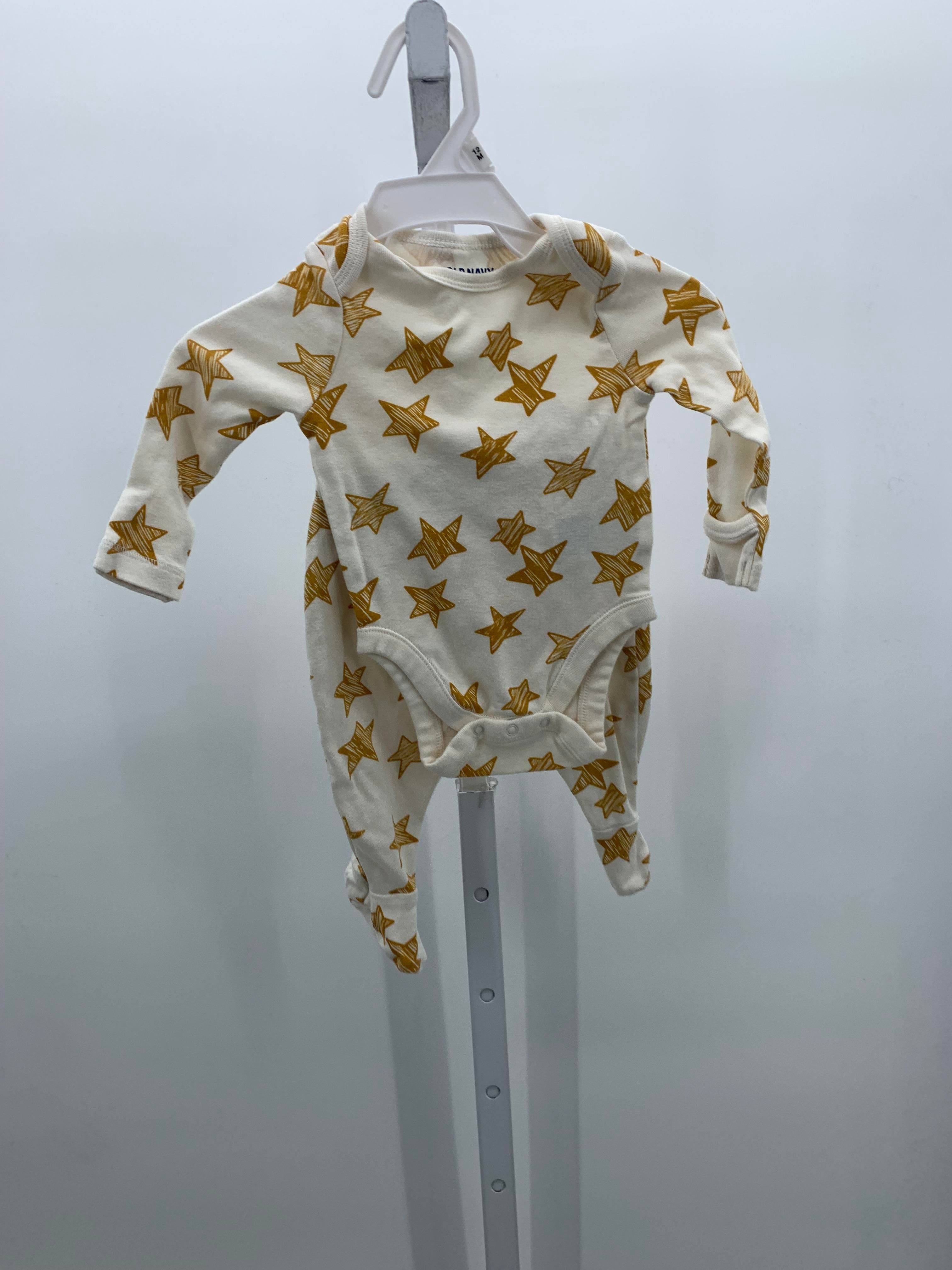 KNIT STARS AND PANTS